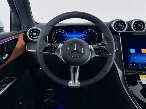 New 2026 Mercedes-Benz GLC 300 image 4