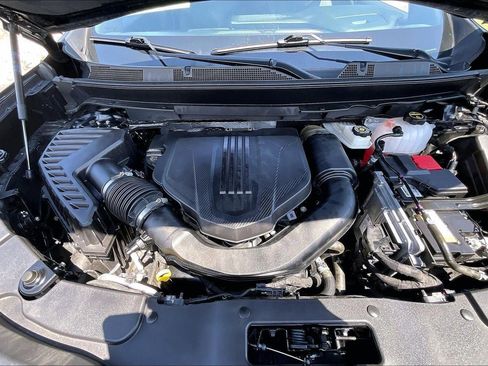 Used 2024 GMC Acadia Elevation AWD/4WD image 10