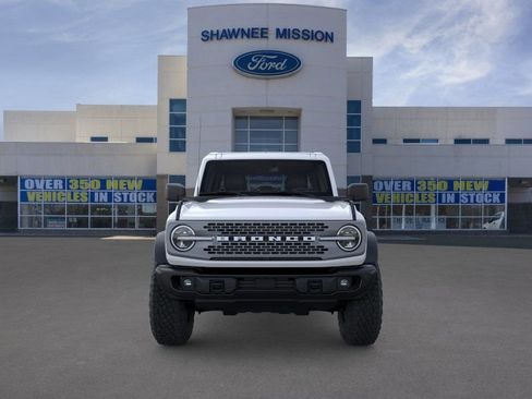 New 2025 Ford Bronco Badlands w/ Sasquatch Package AWD/4WD image 6