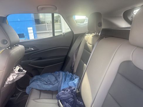 Used 2025 Chevrolet Trax ACTIV w/ Driver Confidence Package image 14