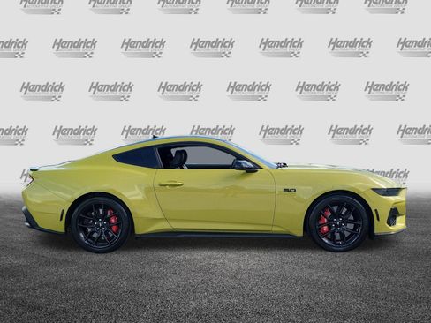 Used 2025 Ford Mustang GT Premium RWD image 8