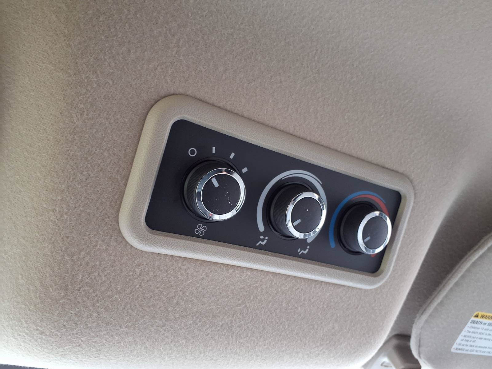 Used 2026 GMC Savana 3500 LT w/ LT Preferred Equipment Group RWD image 14