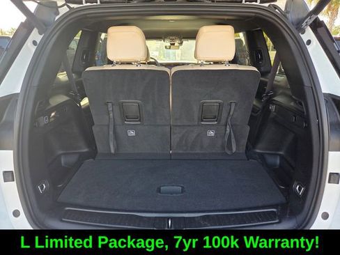 Used 2025 Jeep Grand Cherokee L Limited image 16