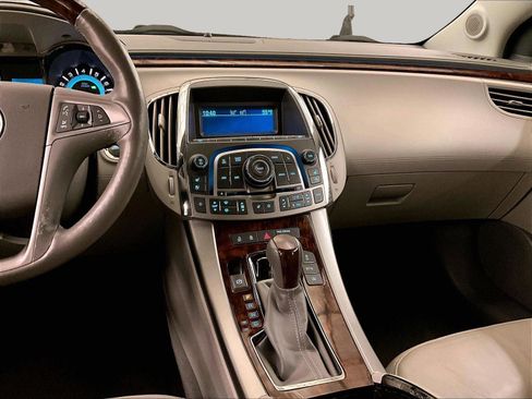 Used 2010 Buick LaCrosse CXL w/ Luxury Package AWD/4WD image 7