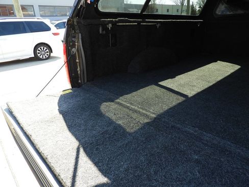Used 2016 Ford F150 XLT w/ Trailer Tow Package RWD image 32