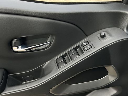 Certified 2025 Nissan Frontier SV w/ SV Convenience Package image 26