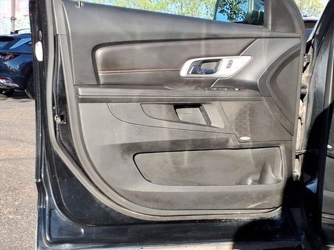 Used 2017 GMC Terrain SLT w/ Open Road Package image 18