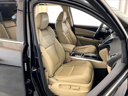 Used 2018 Acura MDX FWD w/ Technology Package image 16