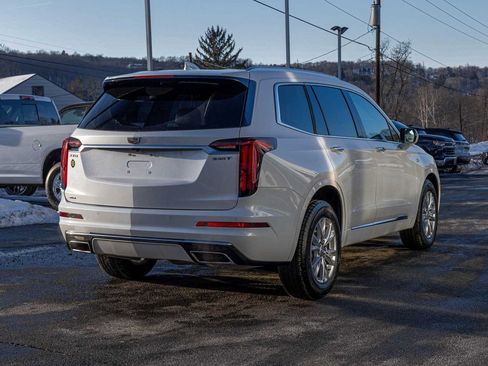 Used 2024 Cadillac XT6 Luxury image 4