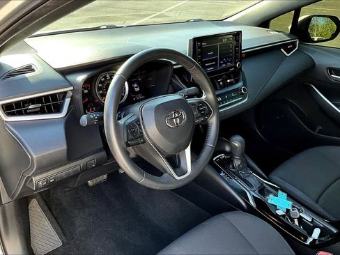 Used 2022 Toyota Corolla SE image 17