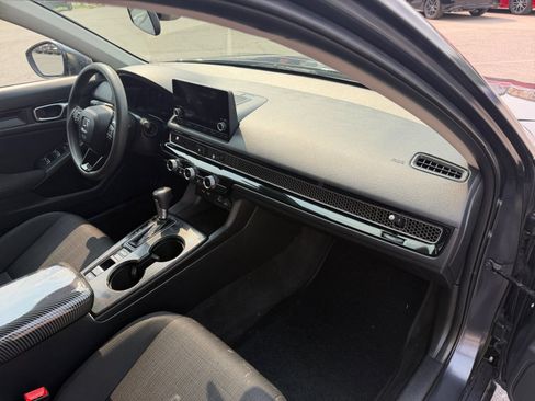 Used 2022 Honda Civic LX image 16