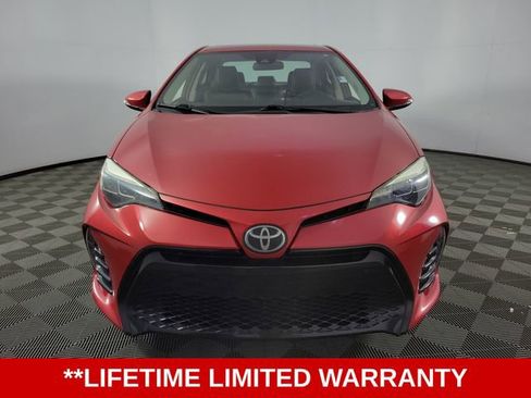 Used 2017 Toyota Corolla SE w/ SE Premium Package FWD image 3