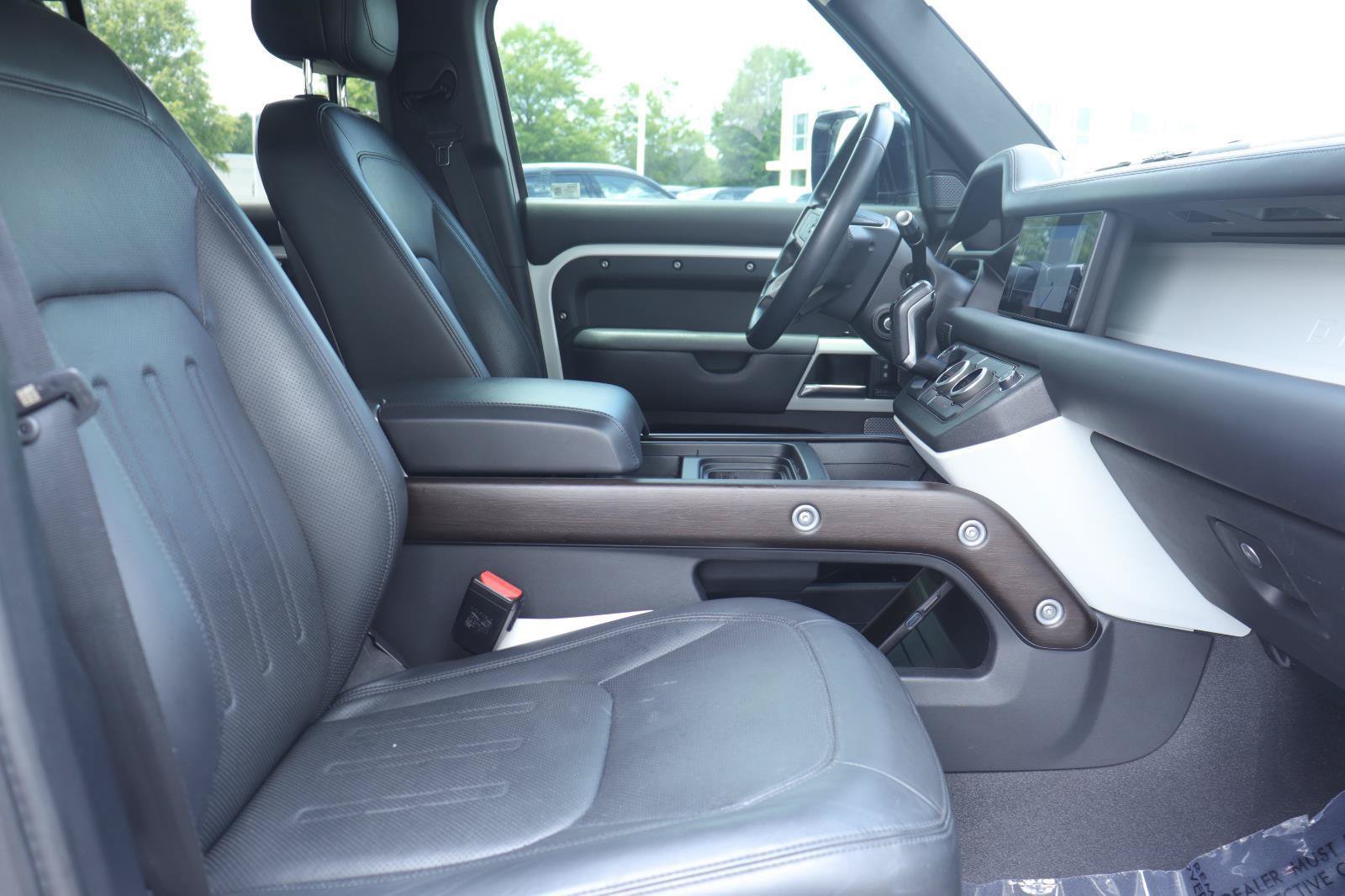 Used 2020 Land Rover Defender 110 HSE AWD/4WD image 19