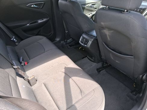 Used 2025 Chevrolet Malibu LT FWD image 19