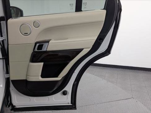 Used 2016 Land Rover Range Rover Supercharged image 20