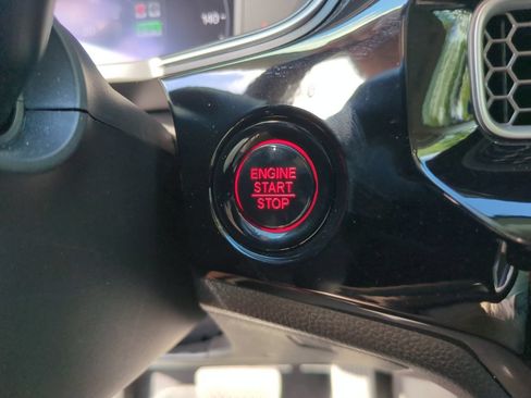 Used 2023 Honda Civic Touring image 32