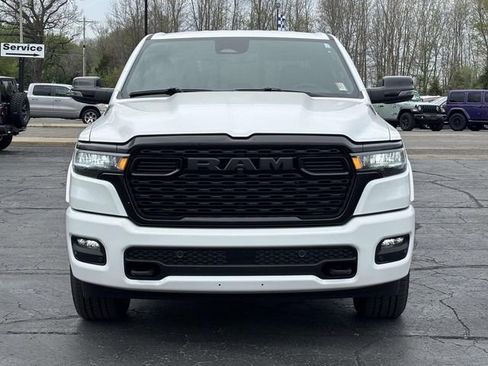 New 2026 RAM 1500 4x4 Crew Cab image 31