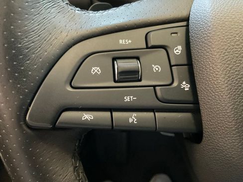 Used 2019 Cadillac XT4 Sport FWD image 13
