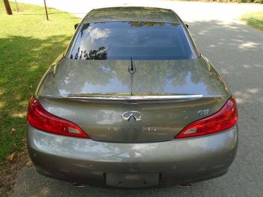 Used 2010 INFINITI G37 Convertible w/ Premium Pkg RWD image 29