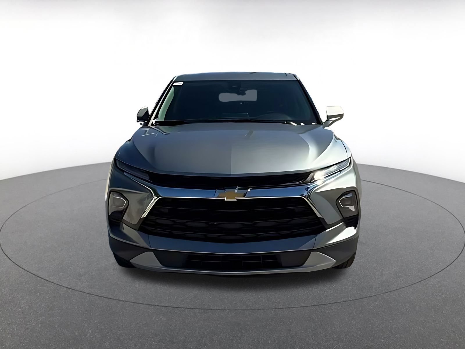 Used 2026 Chevrolet Blazer LT FWD image 4