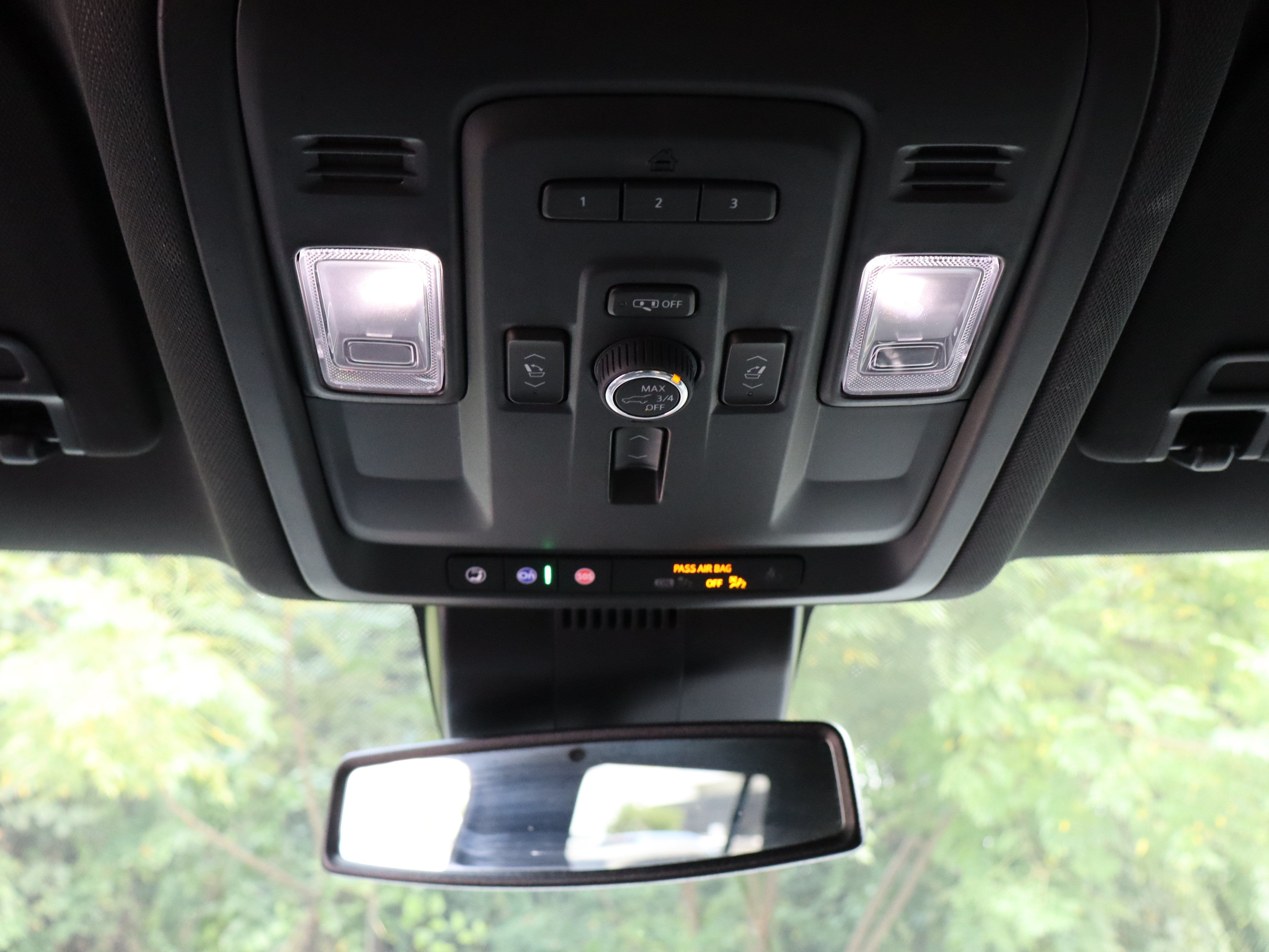 Used 2024 GMC Yukon AT4 w/ Technology Package AWD/4WD image 41
