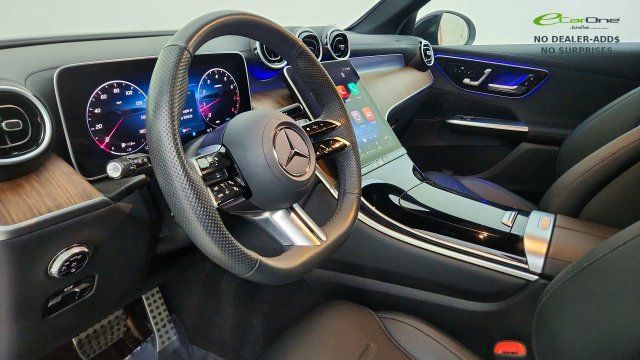 Used 2025 Mercedes-Benz GLC 300 4MATIC image 47