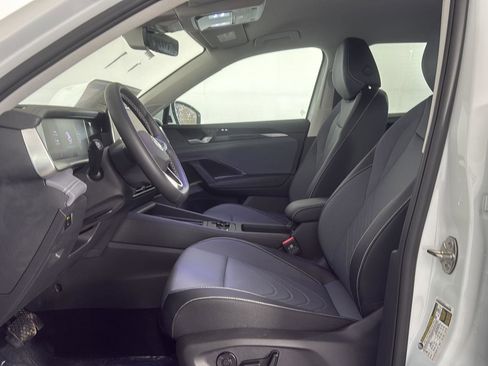 New 2026 Volkswagen Tiguan SE AWD/4WD image 4