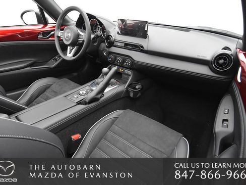 New 2025 MAZDA MX-5 Miata Club w/ Brembo/BBS Recaro Package image 29