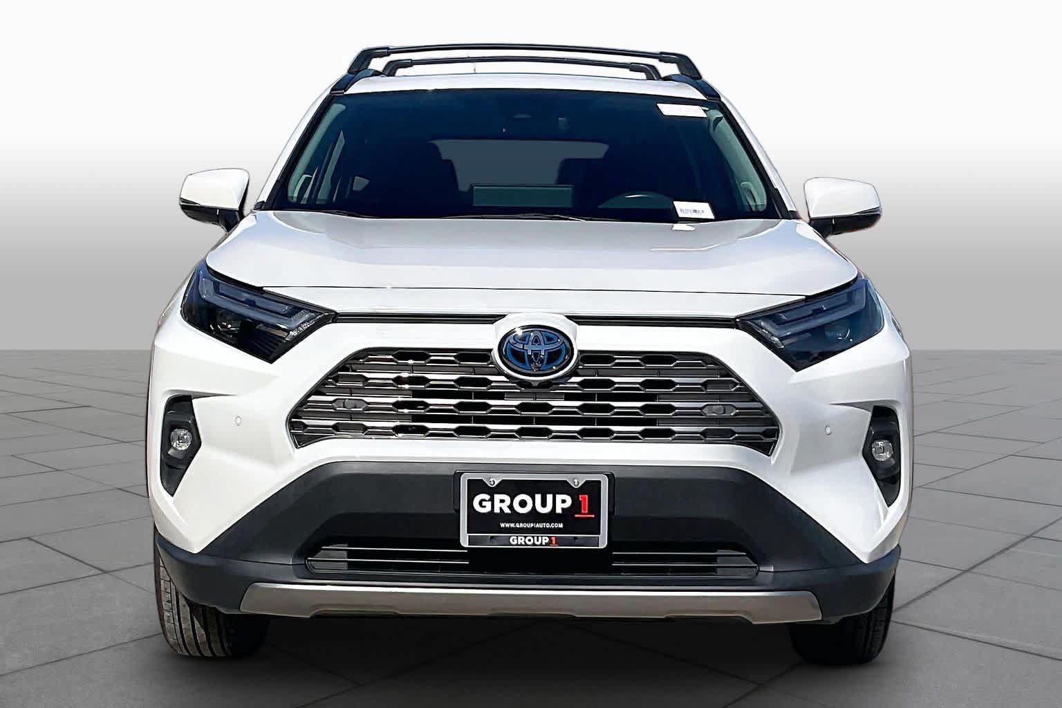Used 2024 Toyota RAV4 Limited AWD/4WD image 4