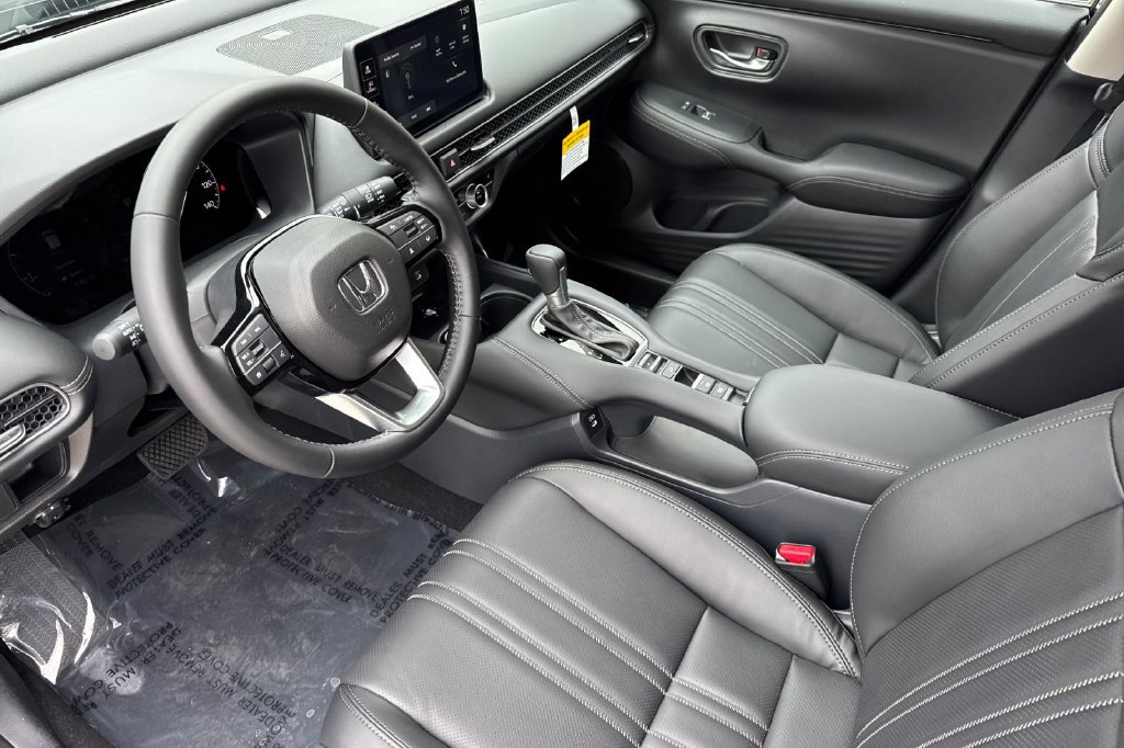New 2027 Honda HR-V EX-L image 3
