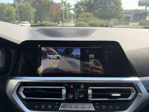 Used 2021 BMW 330i Sedan w/ Convenience Package RWD image 24