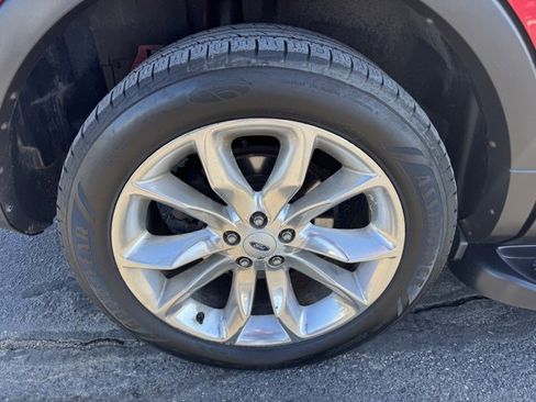 Used 2012 Ford Explorer Limited image 10