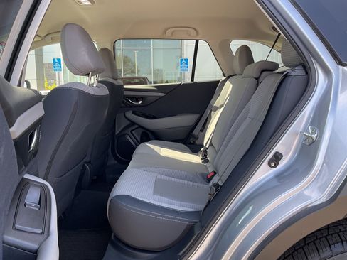 Used 2024 Subaru Outback Premium AWD/4WD image 20