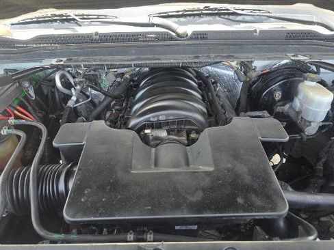 Used 2017 Chevrolet Tahoe 2WD image 16