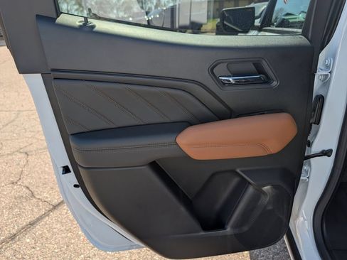 New 2026 GMC Canyon AT4 w/ Technology Plus Package AWD/4WD image 34