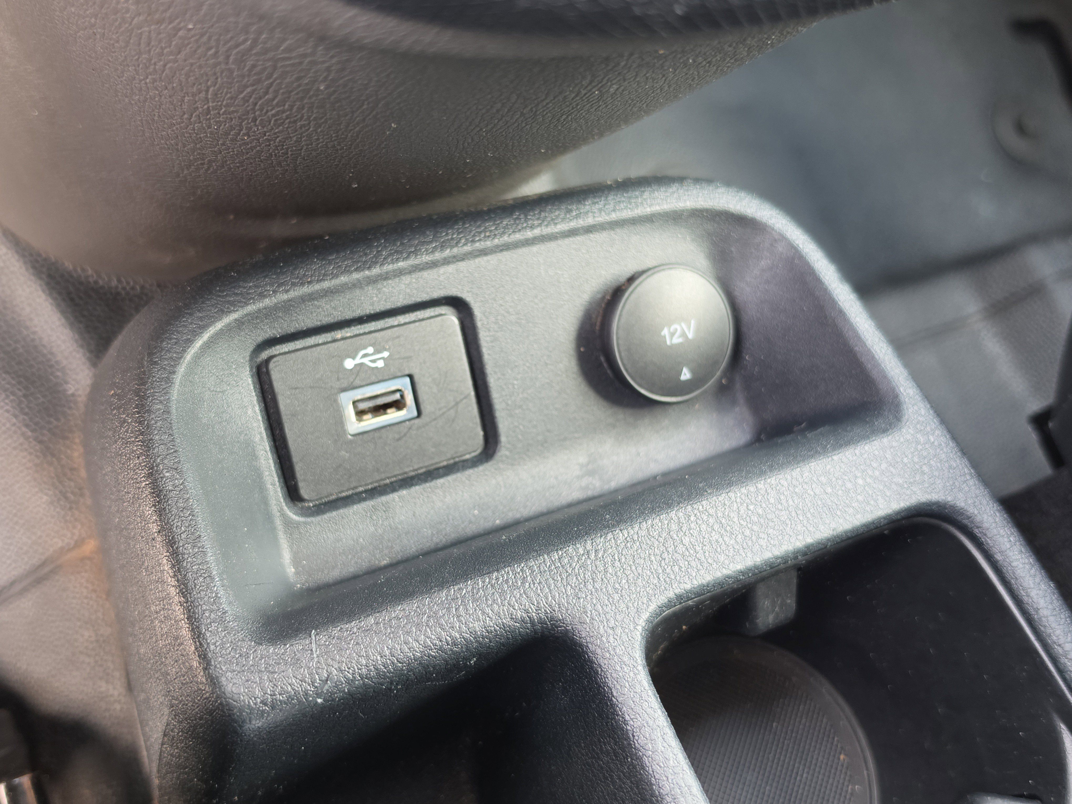Used 2022 Ford Transit Connect XL FWD image 24