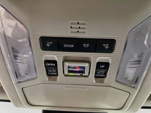 Used 2025 Toyota RAV4 XLE w/ Convenience Package FWD image 21