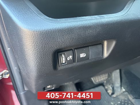 Used 2020 Toyota RAV4 LE w/ All Weather Liner Package AWD/4WD image 9