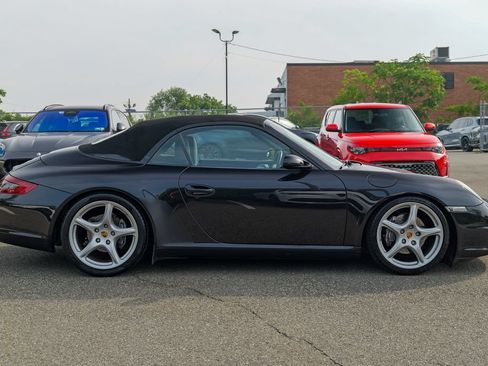 Used 2006 Porsche 911 Carrera RWD image 9