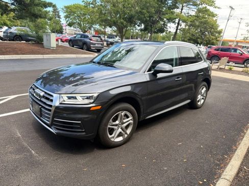 Used 2018 Audi Q5 2.0T Premium Plus w/ Premium Plus Package AWD/4WD image 4