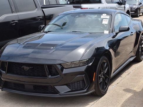 Certified 2026 Ford Mustang GT Premium RWD image 2