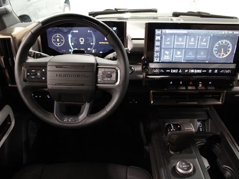 New 2025 GMC Hummer EV 2X image 31