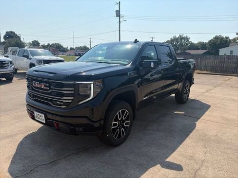 New 2026 GMC Sierra 1500 AT4 w/ AT4 Premium Package AWD/4WD image 2