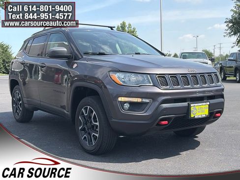 Used 2019 Jeep Compass Trailhawk AWD/4WD image 3