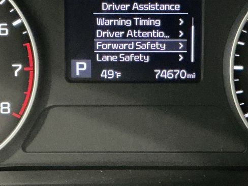 Used 2023 Kia Seltos LX image 7