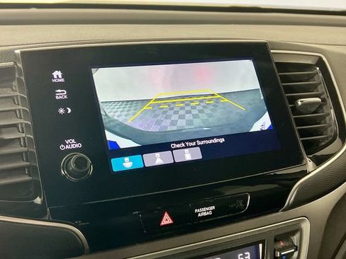 Used 2021 Honda Passport Sport image 14