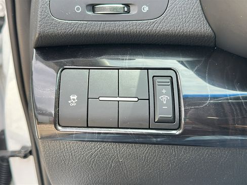 Used 2015 Kia Sorento LX image 14