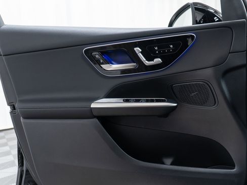 New 2026 Mercedes-Benz GLC 300 4MATIC image 11