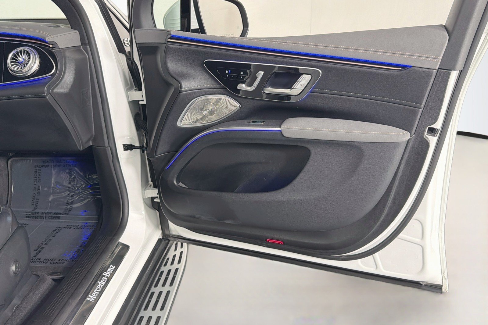 Certified 2024 Mercedes-Benz EQS 450+ 4MATIC SUV image 24