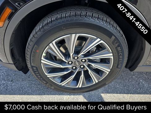 New 2025 Lincoln Aviator 2WD w/ Equipment Group 101A image 9